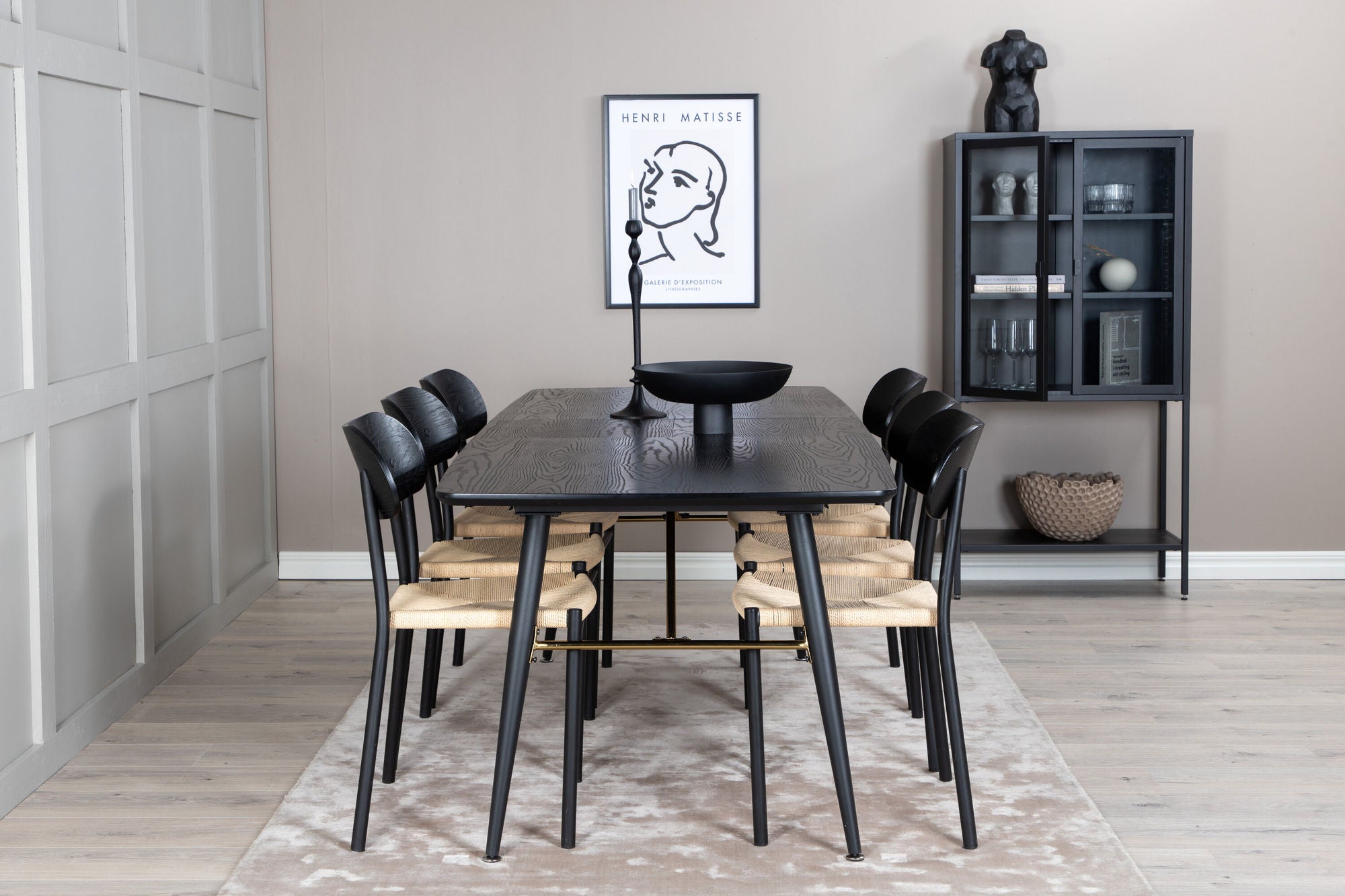 Venture Home Gold Extention bord - 180/220*85*H76 Black Veneer - Black legs - Brass details +Polly Steel Spisebordsstol 2-pack, K/D, Black back light seat _6